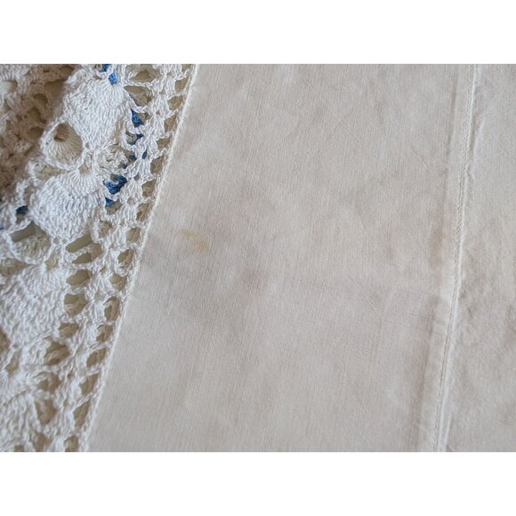 Vintage Cannon Percale Pillowcases With Crochet Lace Trim White & Blue - Picture 5 of 7